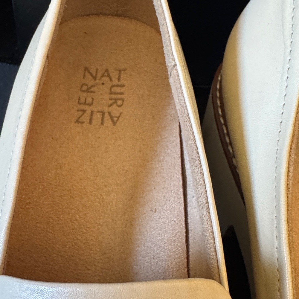 Naturalizer Women's Desi Slip On Loafer Cream - Picture 3 of 8